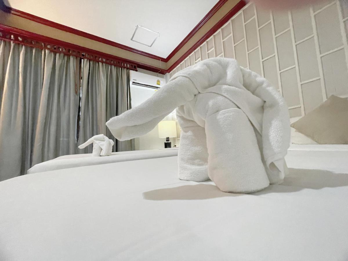The Top Patong Resort. 外观 照片